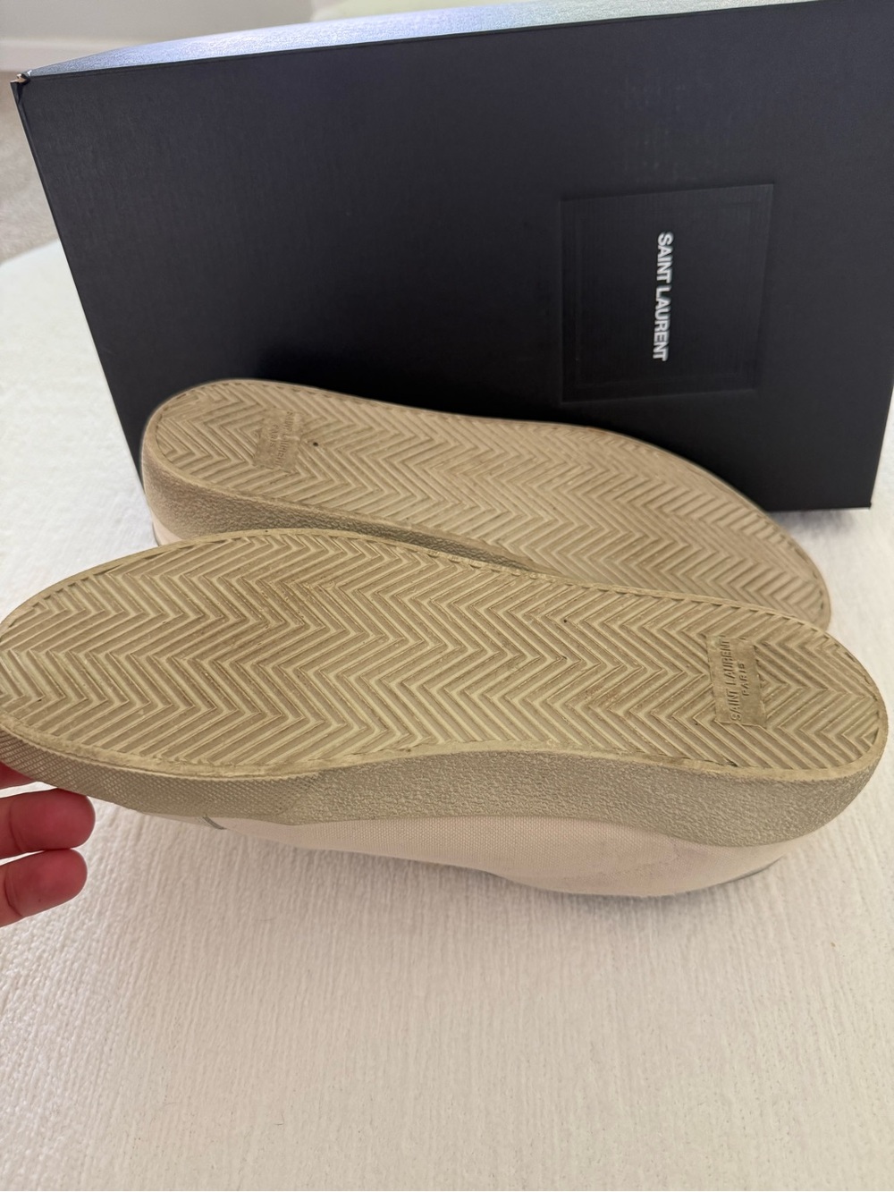 Saint Laurent Men's Beige Canvas & Suede Low-Top Sneakers - Picture 4 of 7